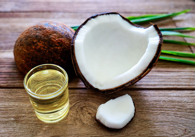 Manfaat Coconut Oil Untuk Wajah dan Kesehatan Maupun Kecantikan yang Wajib Kamu Ketahui