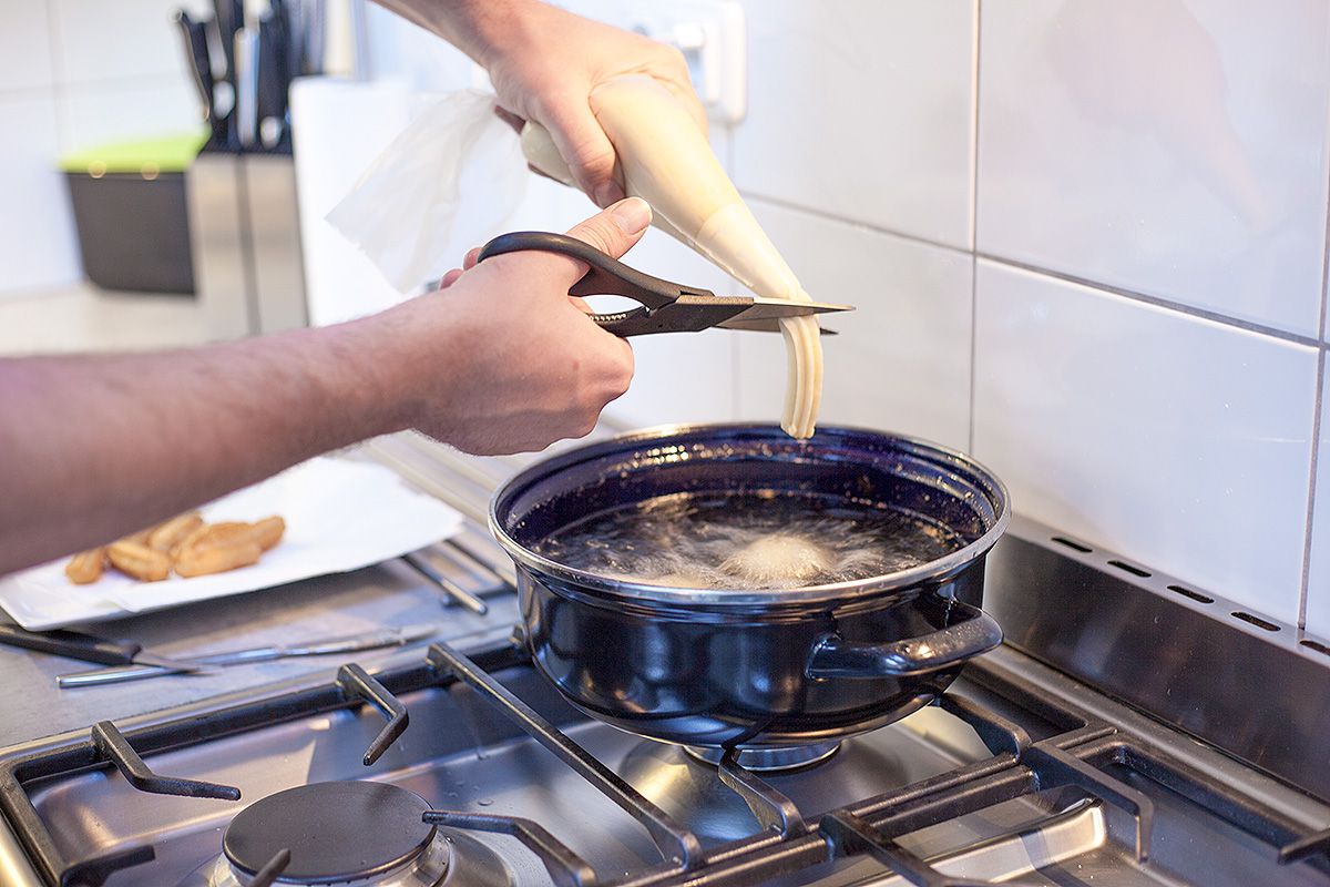 cara membuat churros