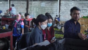 Pelatihan Pembuatan Briket