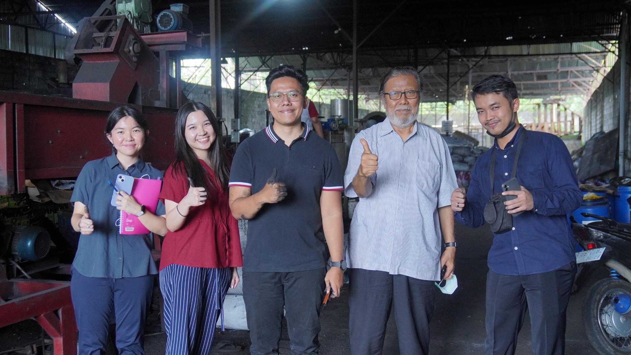 Pelatihan Pembuatan Briket